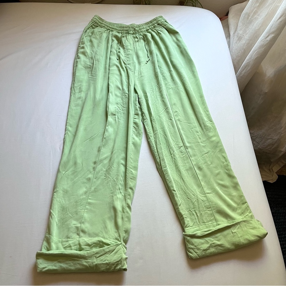SLEEPER green elastic drawstring waist wide straight leg cropped rolled hem pant